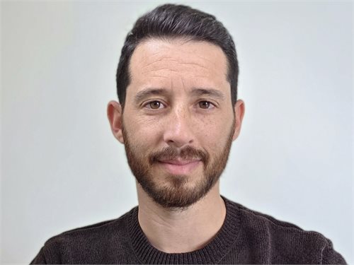  דניאל פורת